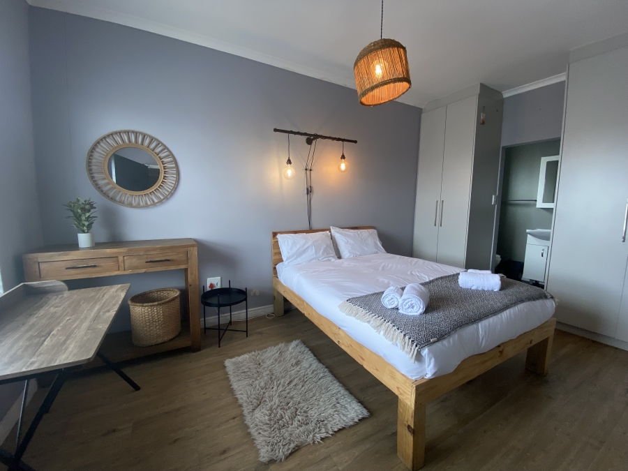 To Let 2 Bedroom Property for Rent in Beachfront Western Cape